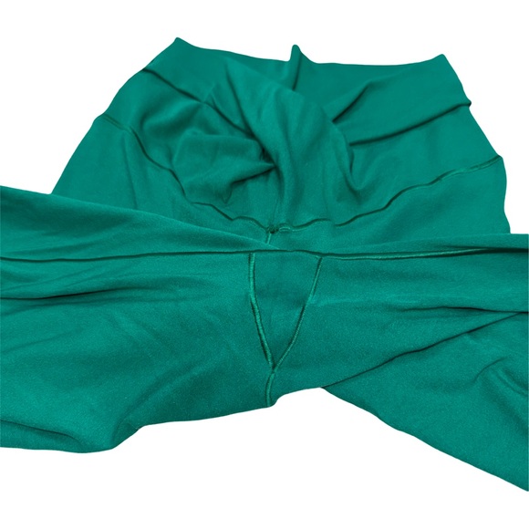 Aerie offline Real Me Flare Leggings (Short) - Picture 6 of 9